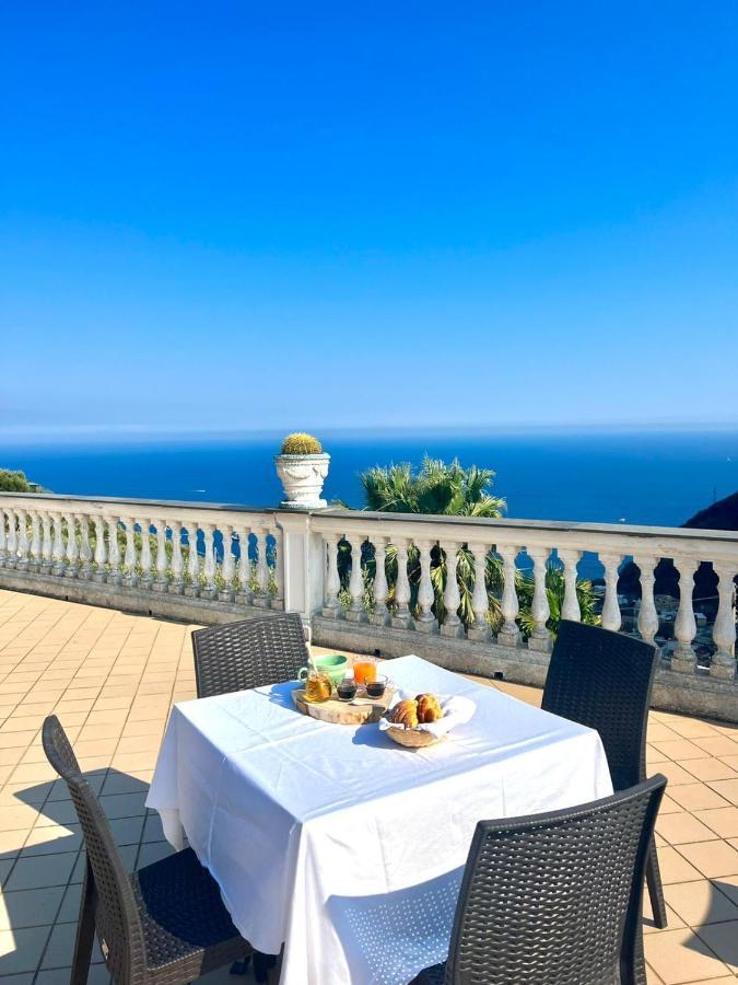 Aparthotel Azzurro 2*
