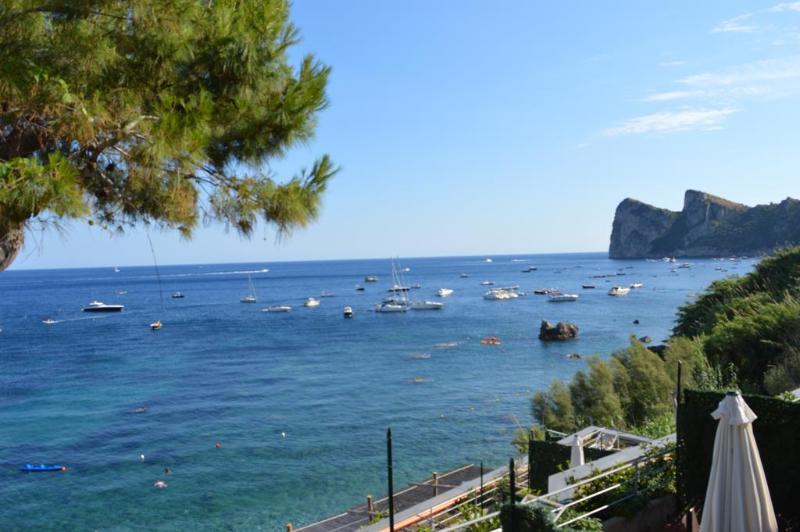 Azzurro Aparthotel